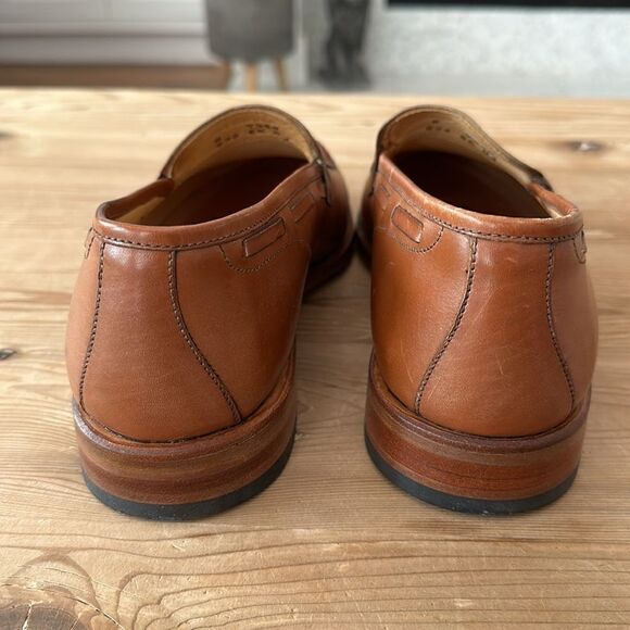 NETTLETON The Greensboro Tassel Loafer in Saddle Calf Brown Size: 08 - EE NEW main image 11